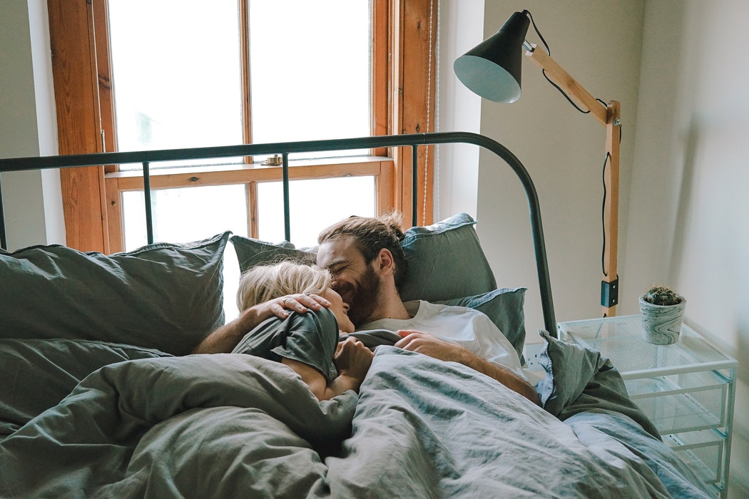 10 Mejores Razones Por Dormir Junto A Alguien Que Amas