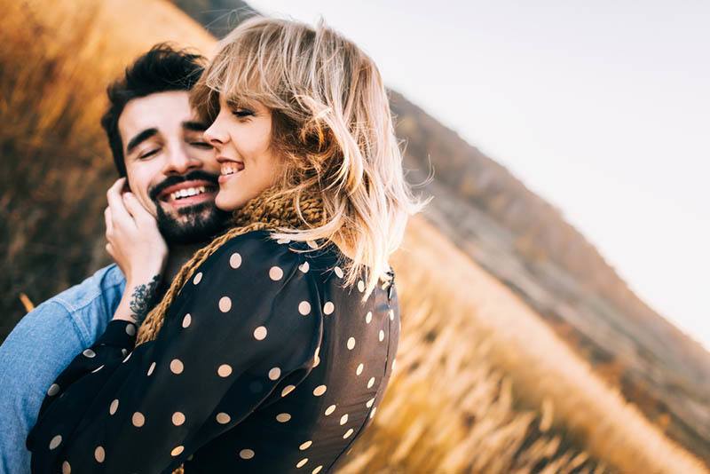 TENER UNA GRAN RELACIÓN SIGNIFICA HACER ESTOS 5 PEQUEÑOS ACTOS DE BONDAD