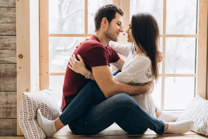 5 Cosas que Hace un Hombre si está Locamente Enamorado de ti