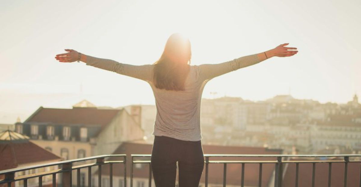 12 sencillos hábitos diarios que transforman tu vida silenciosamente