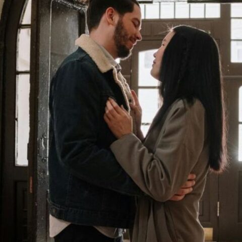 10 Señales claras de que lamenta haberte perdido y te quiere recuperar en secreto