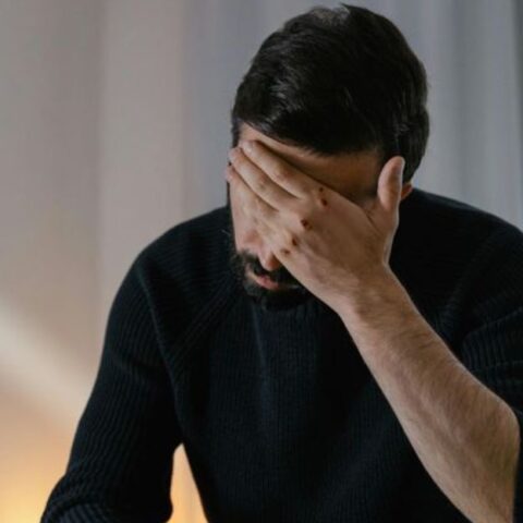 11 Frases que usan los hombres cuando ocultan sus verdaderos sentimientos