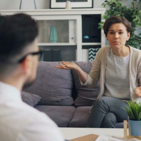 12 frases que los hombres odian oír de una mujer