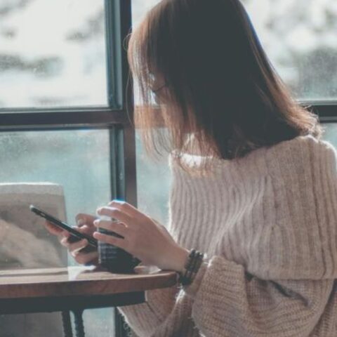 12 Maneras Inteligentes de Manejar las Se&ntilde;ales Mezcladas en las Relaciones Rom&aacute;nticas