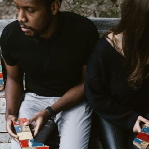 18 señales aterradoras de que tu relación te está convirtiendo en alguien que no quieres ser