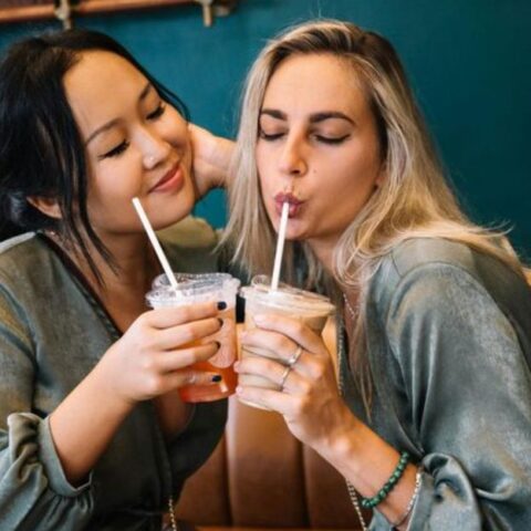 8 señales de que ha llegado el momento de poner fin a una amistad, aunque hayáis sido íntimos desde siempre