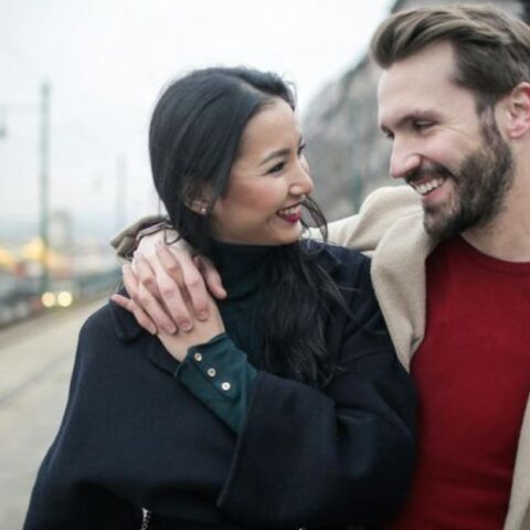 9 formas en que los manipuladores convierten la amabilidad en control