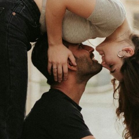 12 pequeñas cosas que hacen que los hombres se enamoren de ti en secreto