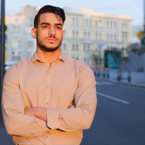 12 se&ntilde;ales reveladoras de que un hombre fue criado por un narcisista (y se nota)