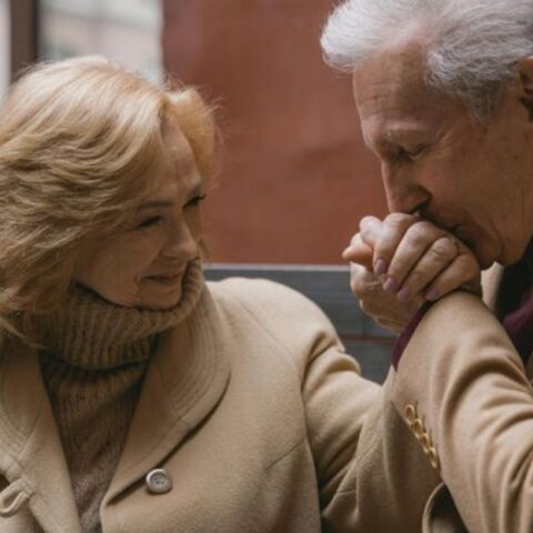 Esposas felices comparten las 11 cosas que más aman de sus maridos