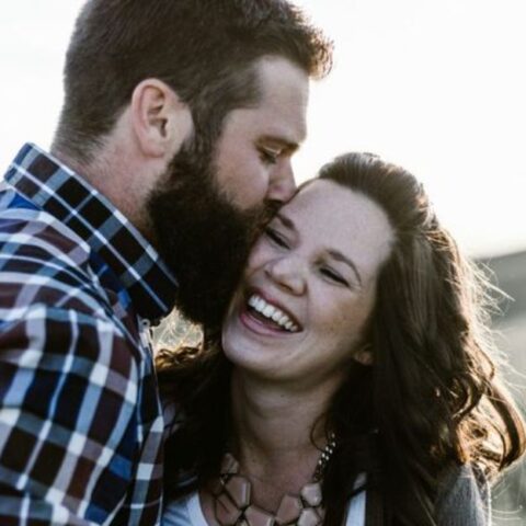 Si hace estas 12 peque&ntilde;as cosas, est&aacute;s saliendo con un hombre adulto