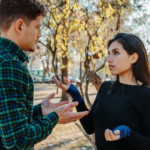 11 cosas que dicen los narcisistas para poner a prueba tus l&iacute;mites desde el principio