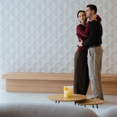 11 se&ntilde;ales inquietantes de que tu relaci&oacute;n &ldquo;perfecta&rdquo; se basa en el control