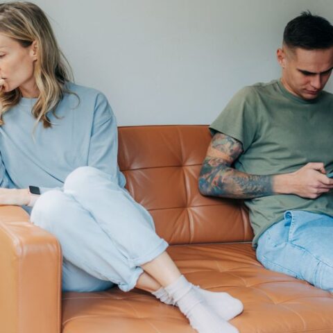 12 Se&ntilde;ales de que le gusta m&aacute;s la atenci&oacute;n que t&uacute;