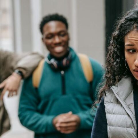 7 pistas de que estás tratando con un abuso emocional narcisista