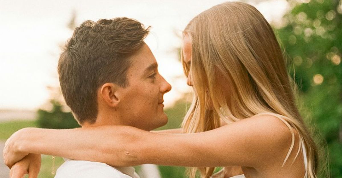 7 señales de que estás en una relación que refleja tu pasado