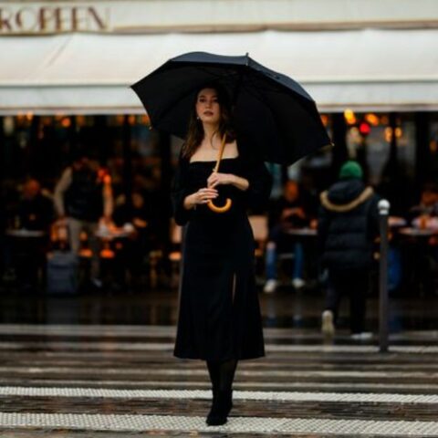 8 señales de que una mujer no tiene amigos íntimos