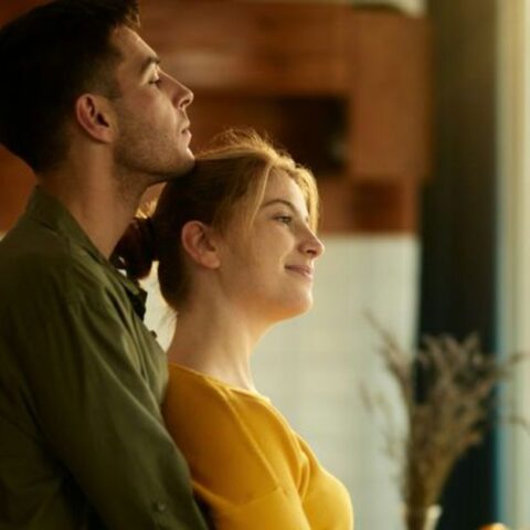 Evita estos 8 comportamientos si quieres conservar a un buen hombre