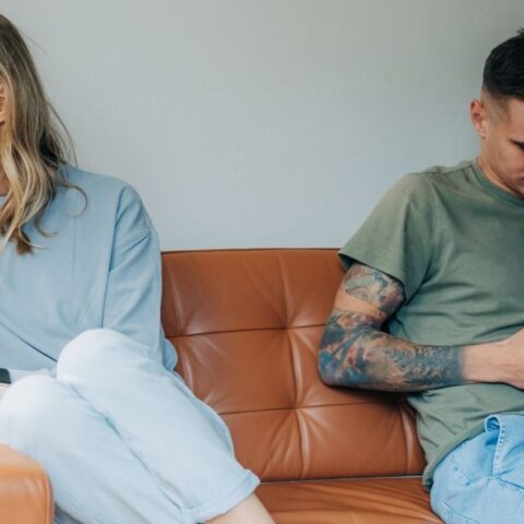 Si observas estos 10 comportamientos, puede que tu pareja te esté engañando