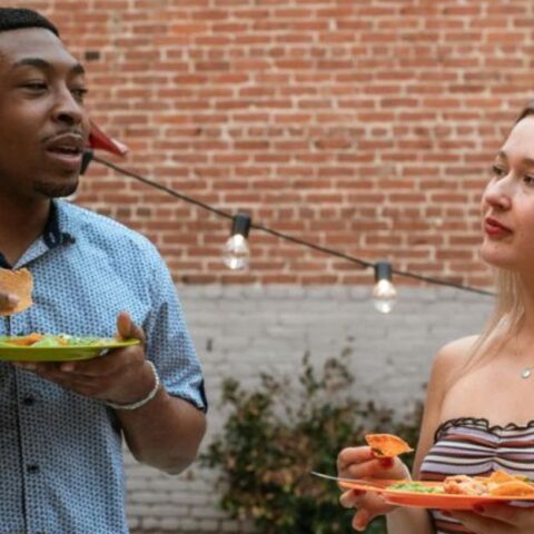 12 se&ntilde;ales claras de que alguien no es tan amable como quiere que creas