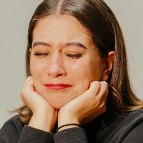 8 Razones Psicol&oacute;gicas por las que la Gente Prefiere una Relaci&oacute;n Insana a la Soledad